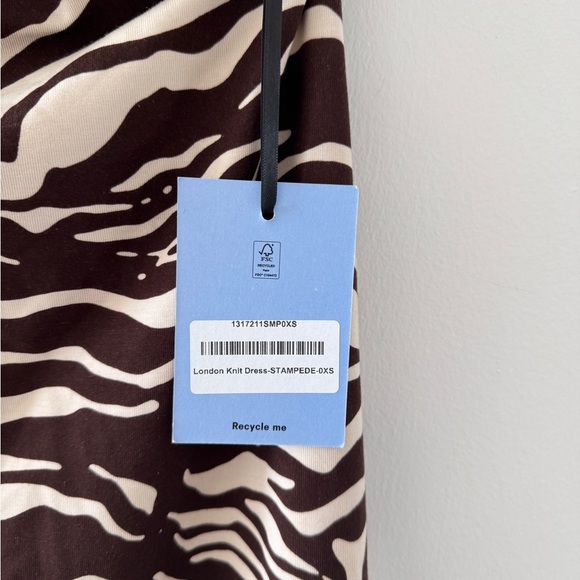 REFORMATION NWT Devon Lee Carlson London Knit Dress in Stampede XS - Picture 5 of 7